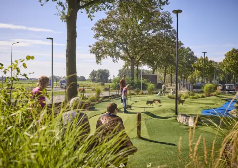 Adventure Golf Leistert 54