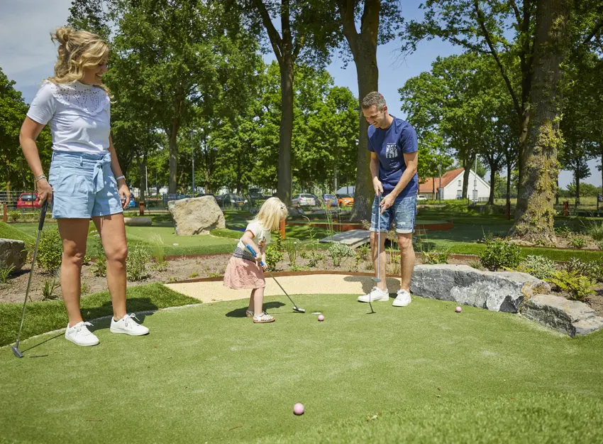 Adventure Golf Leistert 9